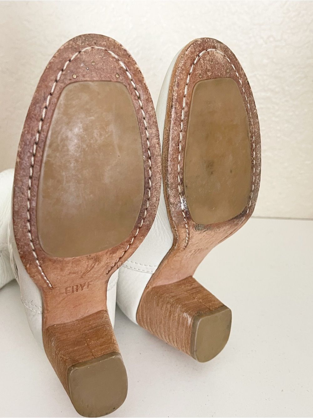 Frye Naomi Pickstitch white leather ankle boots 6 - Picture 6 of 14